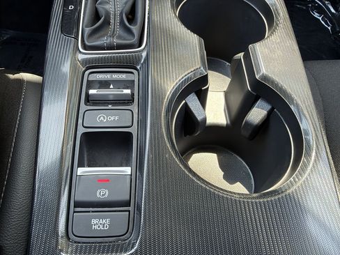 Used 2025 Honda Civic Sport image 23