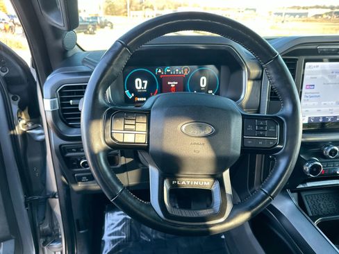 Used 2023 Ford F150 Platinum image 14