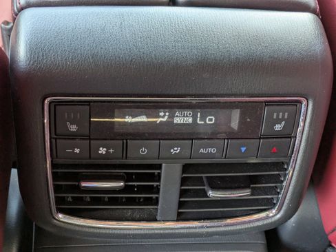 Used 2023 MAZDA CX-9 Carbon Edition image 16