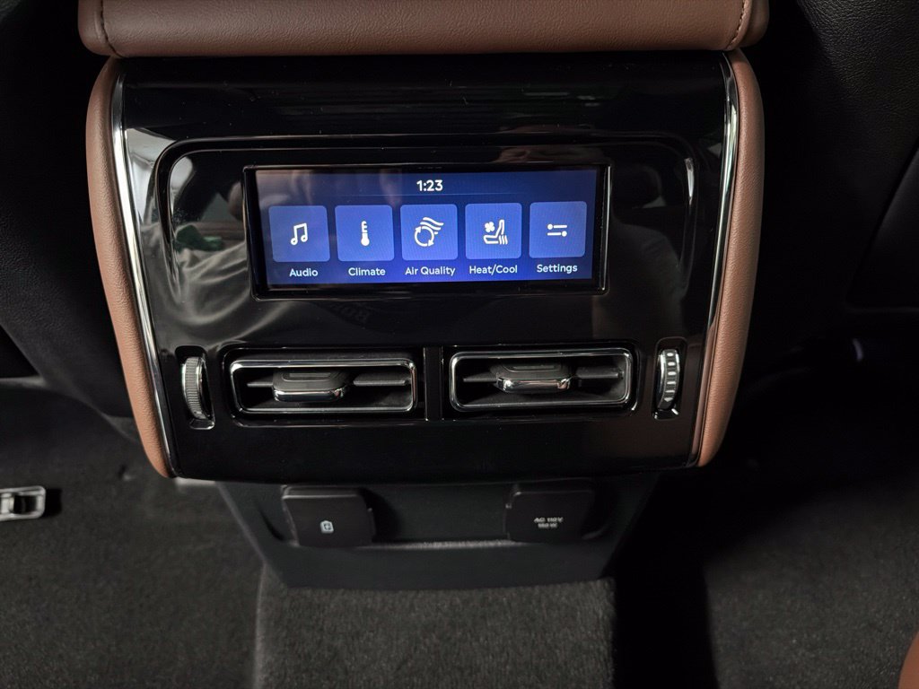New 2027 Lincoln Aviator Reserve AWD/4WD image 34