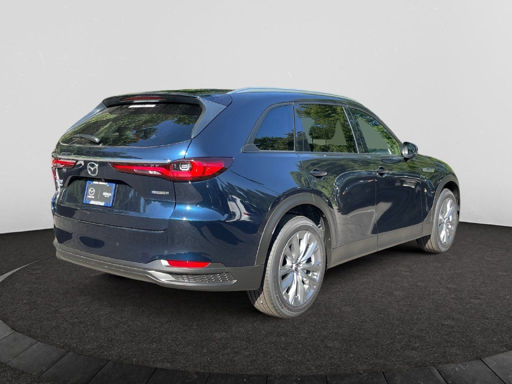 New 2026 MAZDA CX-90 3.3 Turbo w/ Preferred Package AWD/4WD image 5