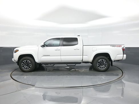 Certified 2023 Toyota Tacoma TRD Sport w/ TRD Premium Sport Package image 4