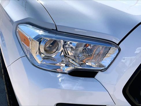 Used 2023 Toyota Tacoma SR image 28