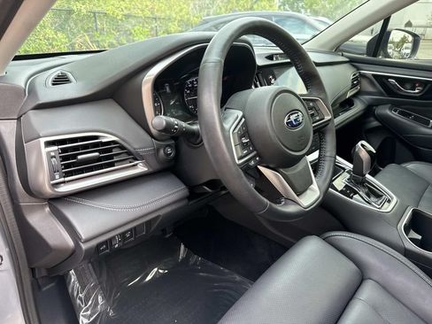Used 2022 Subaru Outback Limited XT AWD/4WD image 25
