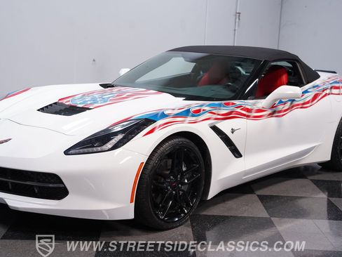 Used 2018 Chevrolet Corvette Stingray Convertible w/ 1LT RWD image 6