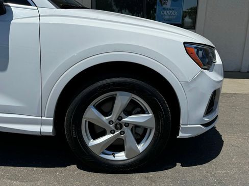Used 2021 Audi Q3 2.0T Premium AWD/4WD image 2