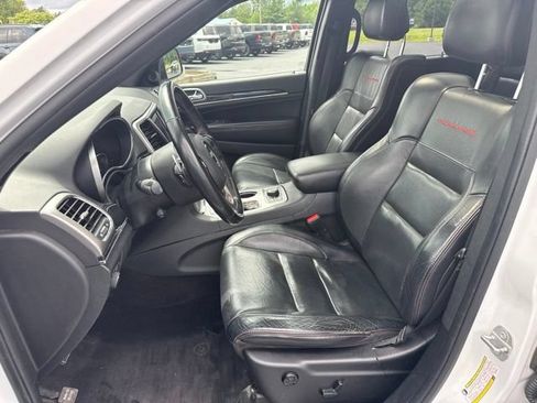Used 2018 Jeep Grand Cherokee Trailhawk w/ Trailhawk Luxury Group AWD/4WD image 7