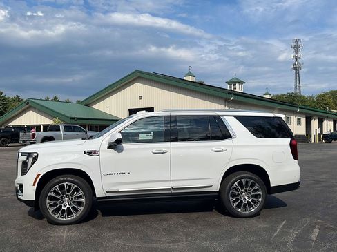 New 2026 GMC Yukon Denali w/ Sun & Power Step Package AWD/4WD image 2