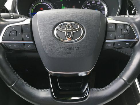Used 2021 Toyota Highlander Platinum AWD/4WD image 15