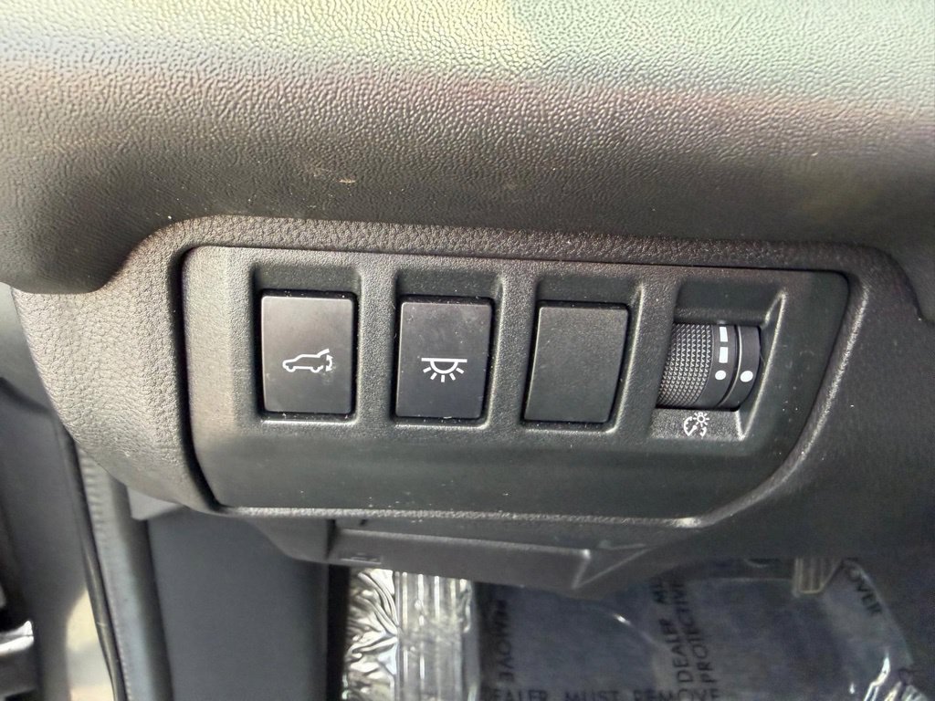 Used 2023 Subaru Ascent Limited w/ Technology Package AWD/4WD image 37