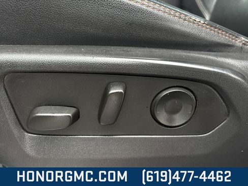 Used 2022 GMC Sierra 1500 AT4 w/ AT4 Preferred Package image 13