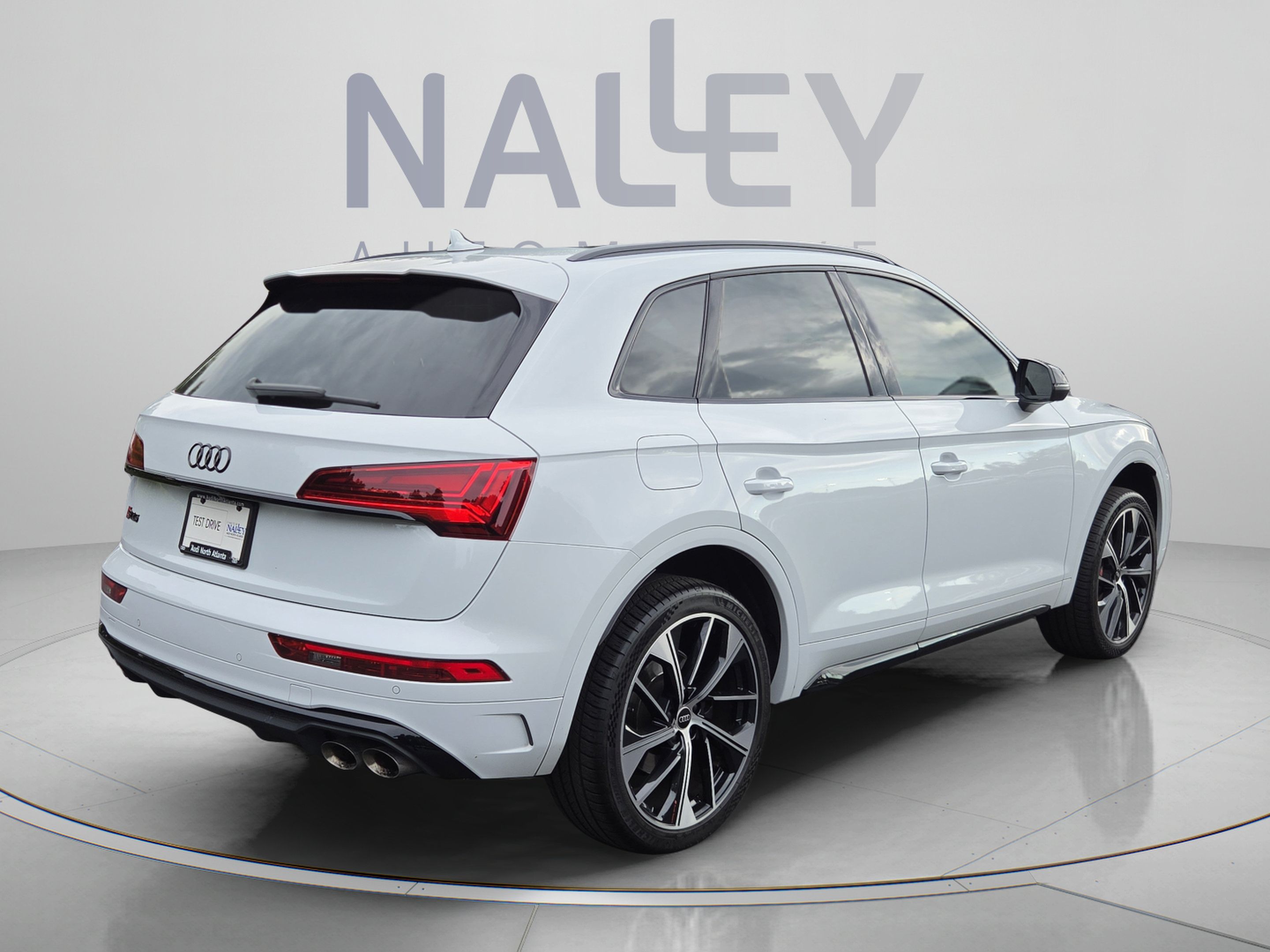 Used 2024 Audi SQ5 Premium Plus AWD/4WD image 5