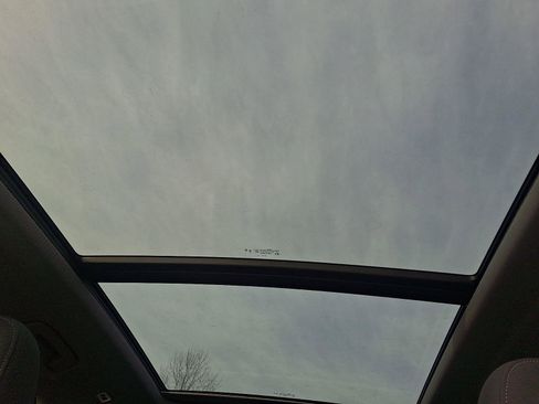 Used 2025 Audi Q5 Premium Plus w/ Premium Plus AWD/4WD image 14