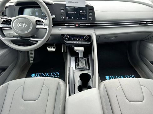 New 2026 Hyundai Elantra Sport FWD image 22
