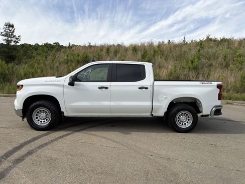Used 2026 Chevrolet Silverado 1500 W/T w/ WT Value Package AWD/4WD image 8