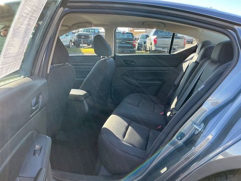 Used 2024 Nissan Altima 2.5 SV image 30