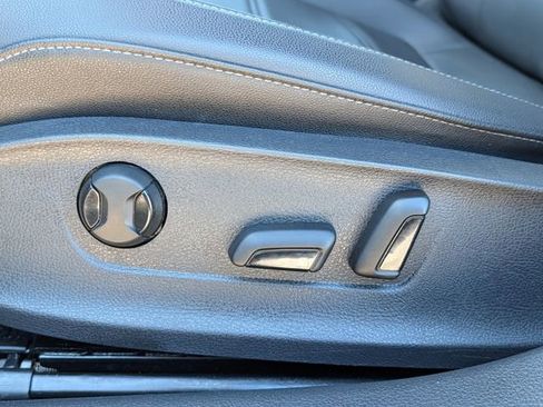 Used 2022 Volkswagen Passat 2.0T R-Line image 18