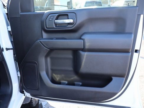 Used 2024 Chevrolet Silverado 2500 Custom w/ Custom Convenience Package image 21