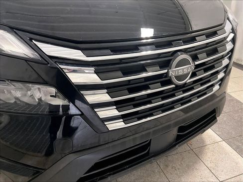 Certified 2024 Nissan Rogue SV image 31