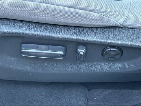 Used 2018 Honda CR-V EX image 27