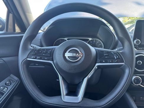 Used 2025 Nissan Sentra SV FWD image 26