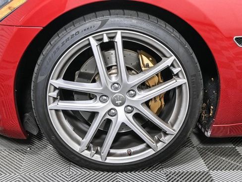 Used 2018 Maserati GranTurismo Sport image 37