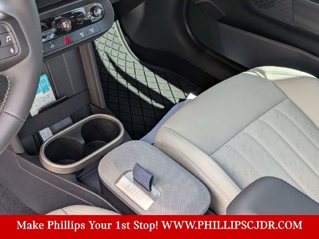 Used 2026 MINI Cooper S FWD image 16