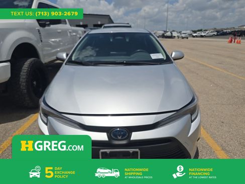 Used 2024 Toyota Corolla LE FWD image 1
