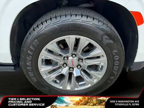 Used 2021 GMC Yukon Denali AWD/4WD image 17