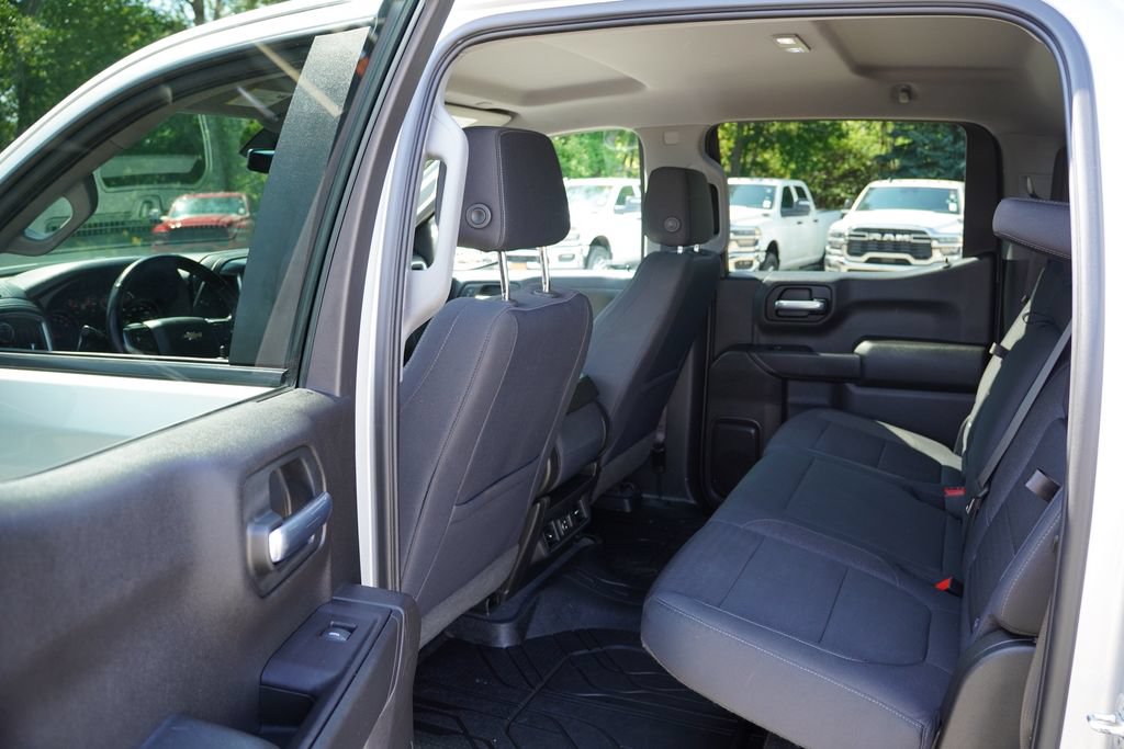 Certified 2019 Chevrolet Silverado 1500 LT w/ All-Star Edition AWD/4WD image 17