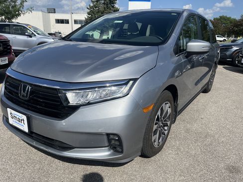 Used 2021 Honda Odyssey EX-L image 2