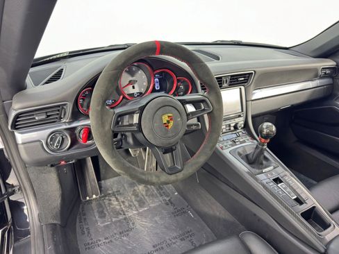 Used 2015 Porsche 911 Carrera 4S image 13