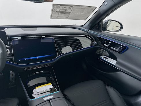 New 2026 Mercedes-Benz E 53 AMG e 4MATIC Sedan image 26