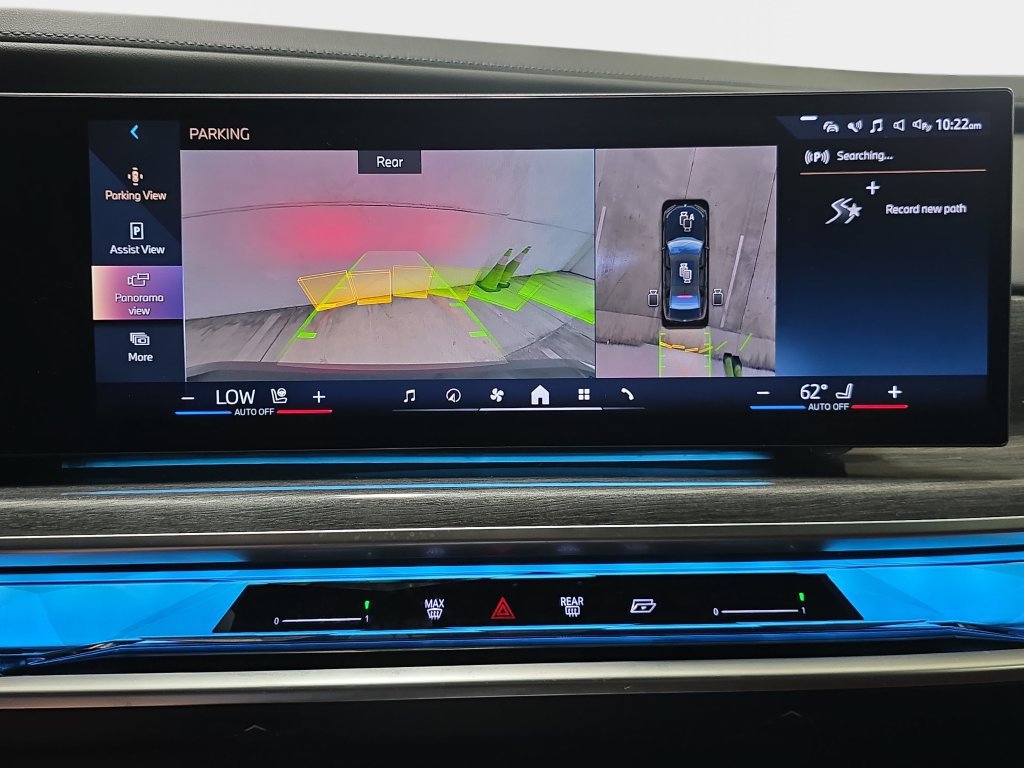 Certified 2023 BMW i7 xDrive60 AWD/4WD image 21