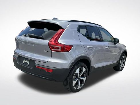 Used 2026 Volvo XC40 B5 Plus AWD/4WD image 13