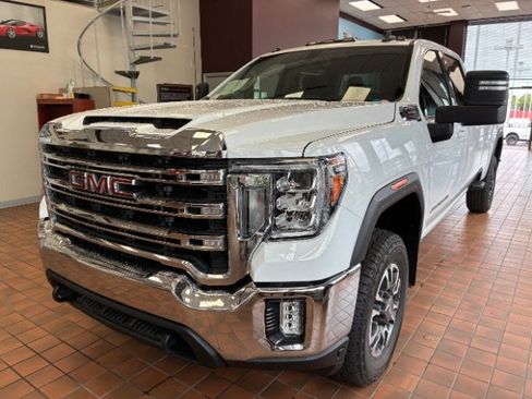 Used 2023 GMC Sierra 3500 SLE w/ SLE Convenience Package AWD/4WD image 7