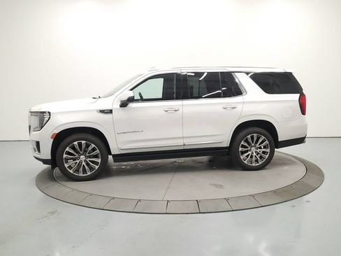 Used 2021 GMC Yukon Denali w/ Denali Premium Package AWD/4WD image 5