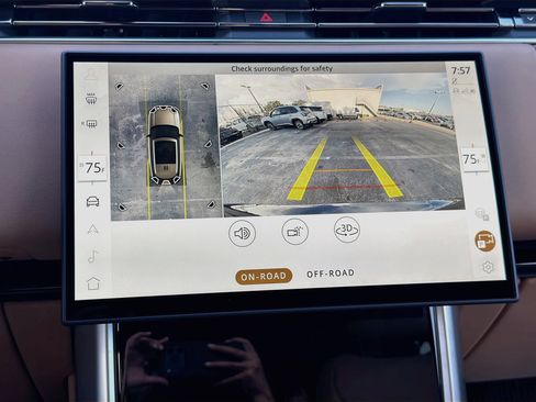 New 2027 Land Rover Range Rover SE AWD/4WD image 34