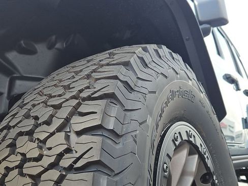 New 2025 Jeep Wrangler Unlimited Rubicon 392 image 21