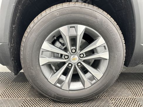 New 2026 Chevrolet Equinox LT AWD/4WD image 12