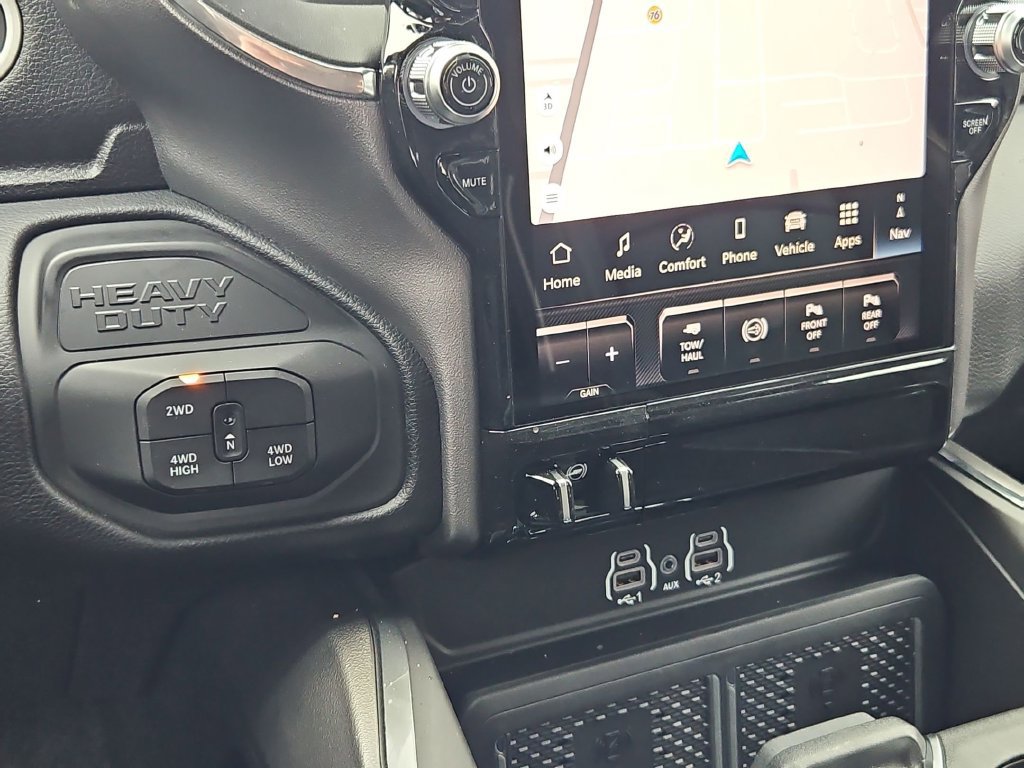New 2026 RAM 2500 Laramie AWD/4WD image 25