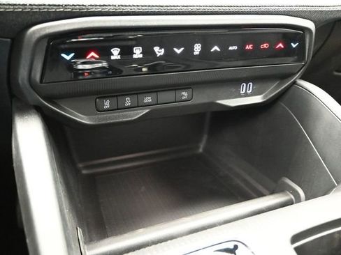 New 2026 Jeep Cherokee Laredo AWD/4WD image 41