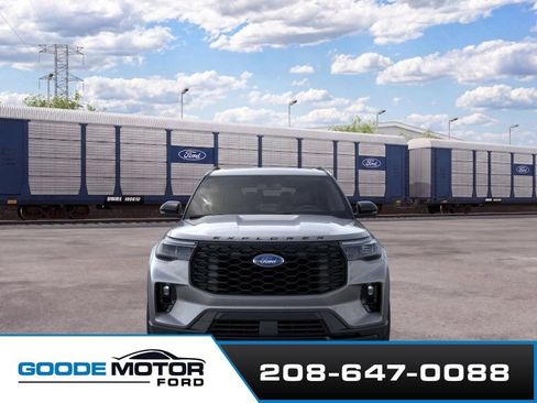 New 2026 Ford Explorer ST-Line w/ ST-Line Street Pack AWD/4WD image 6