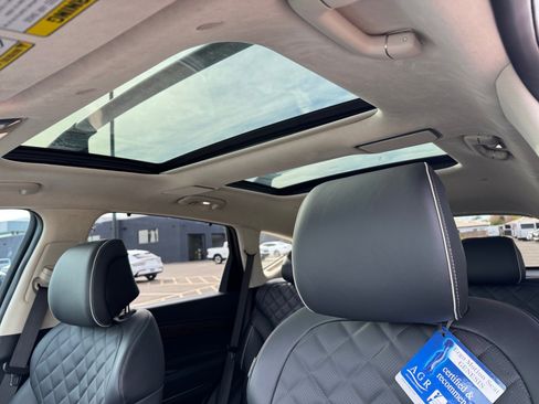 Used 2025 Genesis GV80 3.5T Prestige image 33