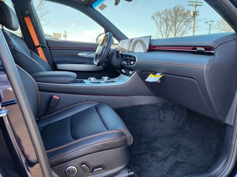 New 2026 Genesis GV70 2.5T Sport Prestige AWD/4WD image 11
