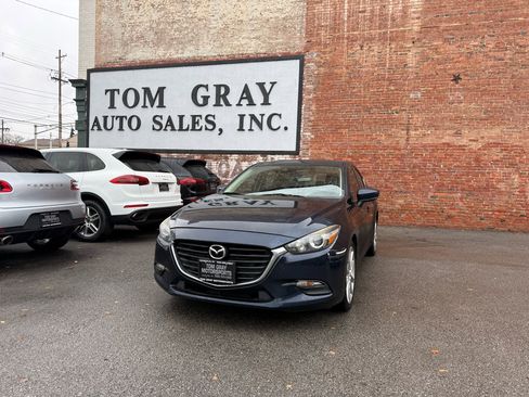 Used 2017 MAZDA MAZDA3 Touring image 1