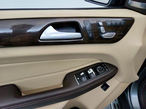 Used 2018 Mercedes-Benz GLE 350 image 23