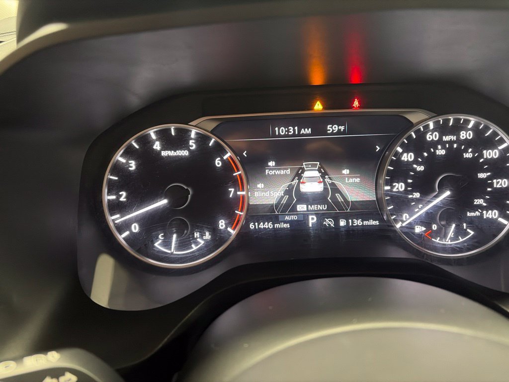 Used 2024 Nissan Rogue S AWD/4WD image 2