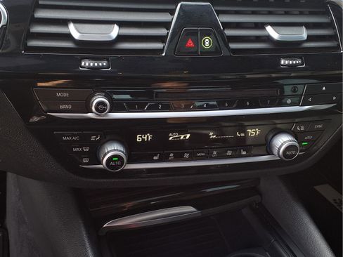 Used 2018 BMW 530i image 9