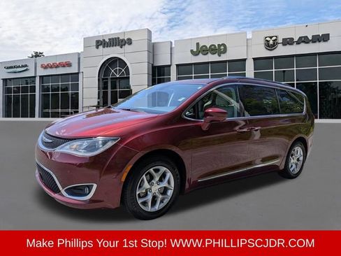 Certified 2018 Chrysler Pacifica Touring-L Plus w/ Advanced Safetytec Group FWD image 7